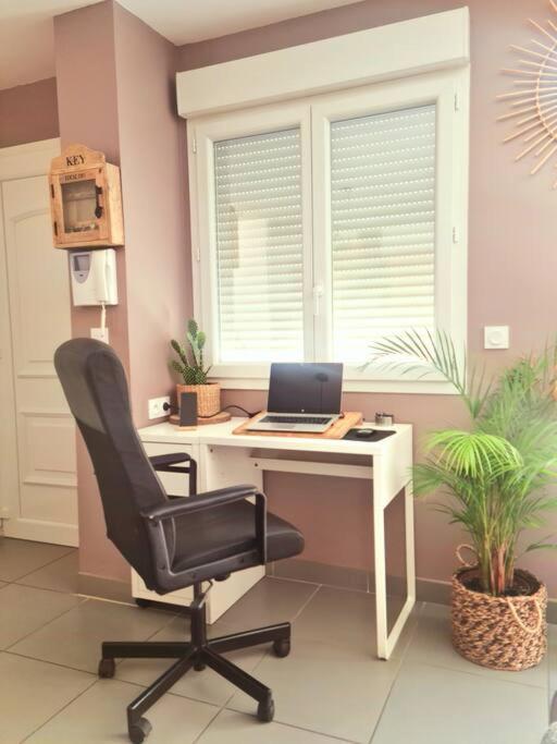 Appartcosy Emplacement Ideal Avec Terrasse & Parking Prive Nîmes Esterno foto